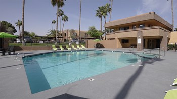 Pool at Avalon Hills Apartments in Phoenix Arizona 2021 2